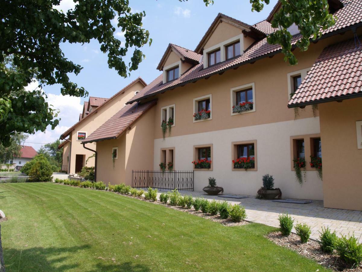 Resort Cesky Raj Troskovice Eksteriør billede